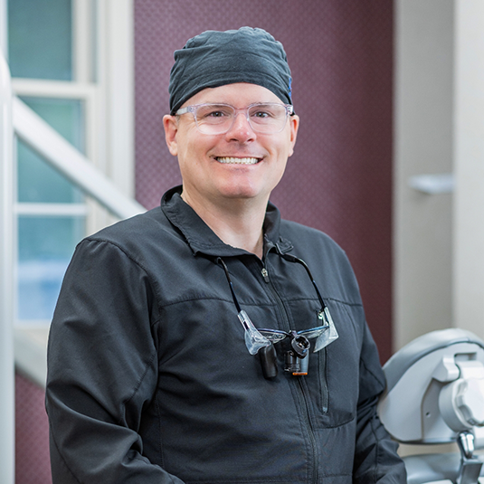 New Baltimore dentist Doctor Shawn Van de Vyer smiling